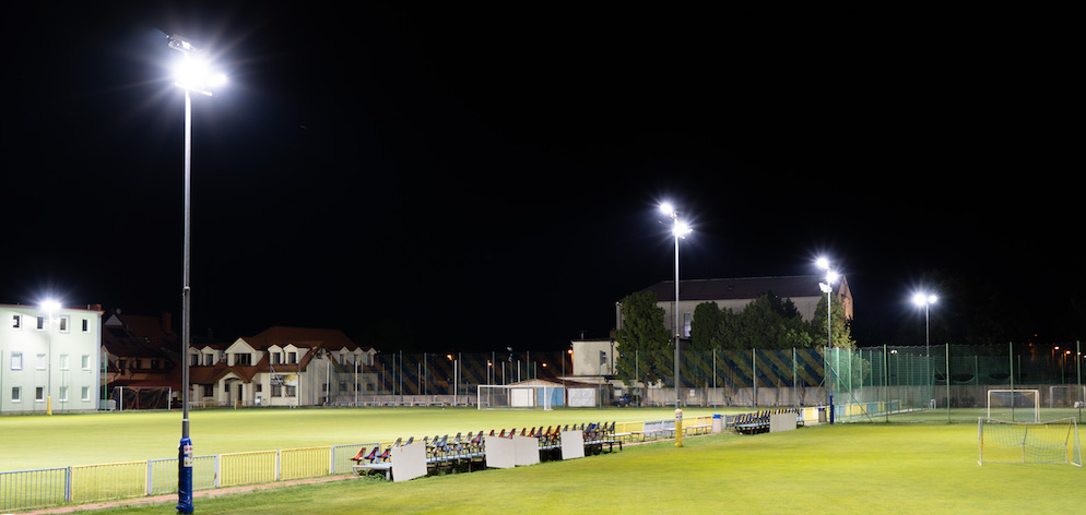 Osvetlenie futbalového ihriska v Bratislave Osvetlenie futbalového ihriska v Bratislave