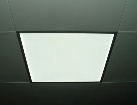 LED panel zapuštěný do kazetového stropu LED panel zapuštěný do kazetového stropu